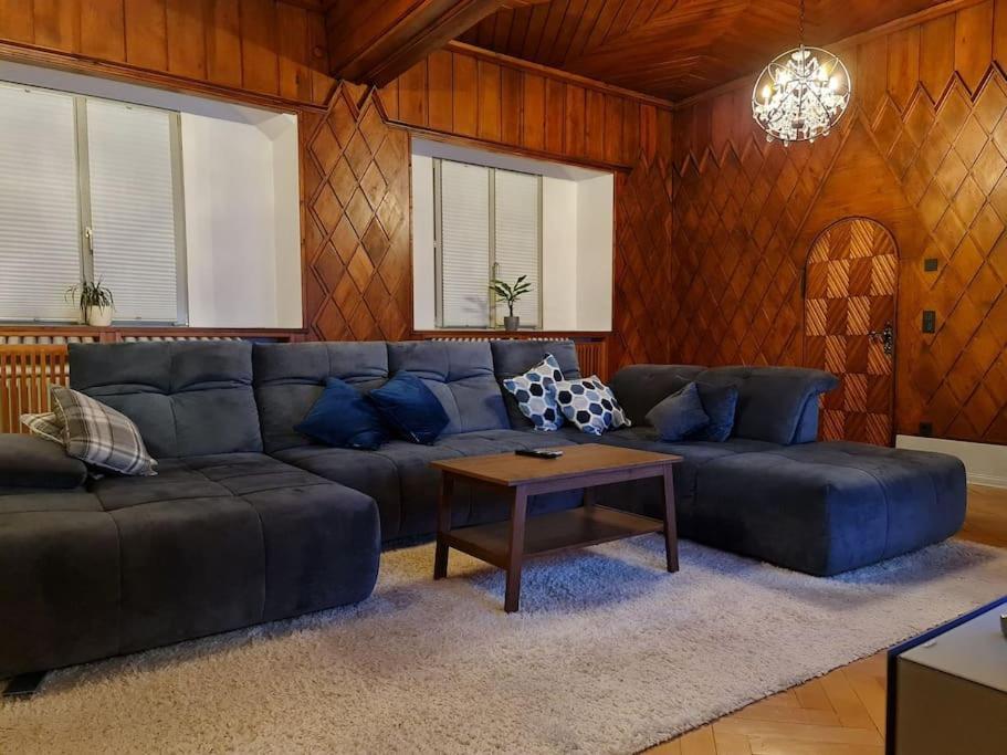 Appartements In Schoner Burganlage Йена Екстериор снимка