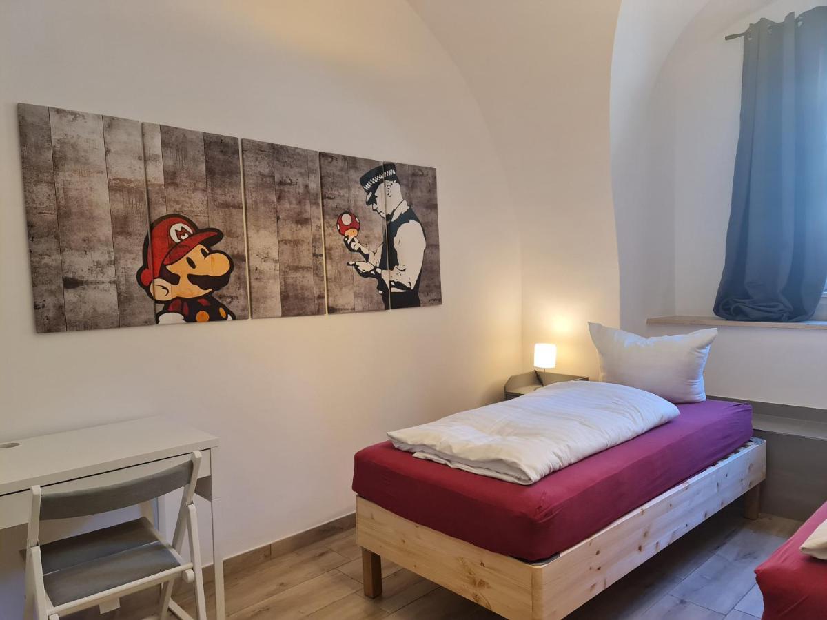Appartements In Schoner Burganlage Йена Екстериор снимка